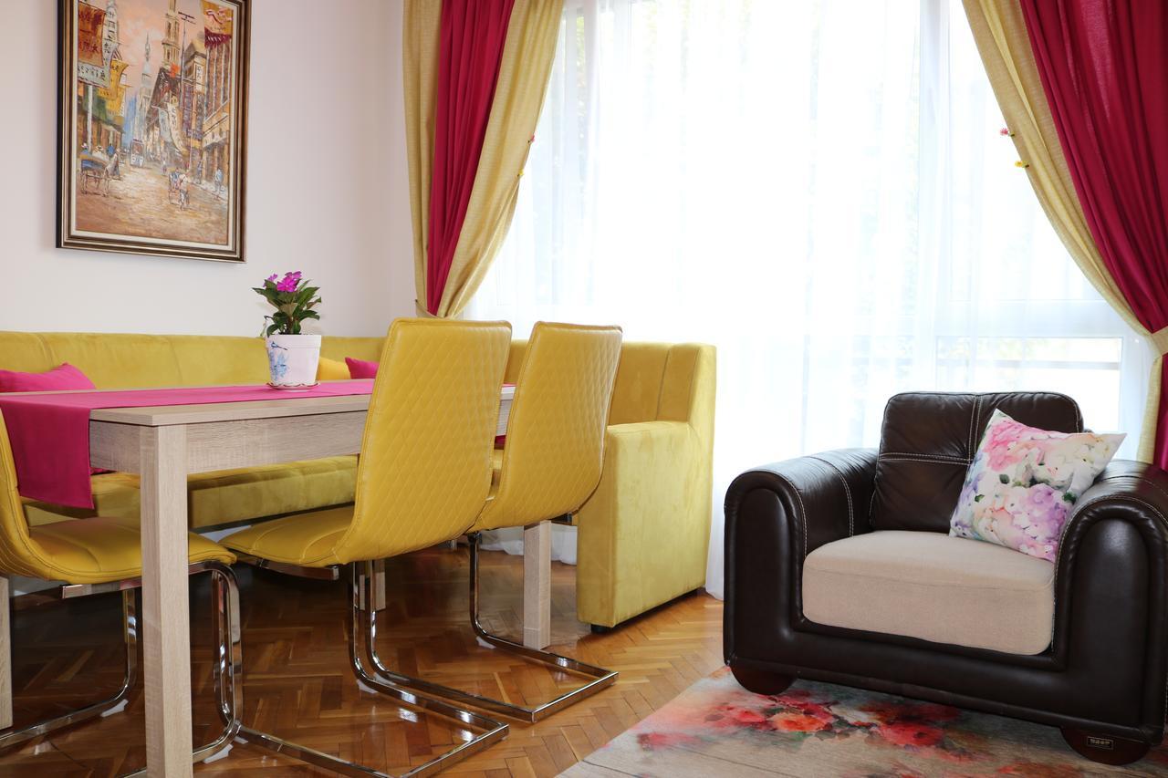 Sea Port Celebrity Apartment - Lets4Holiday Varna Exterior foto