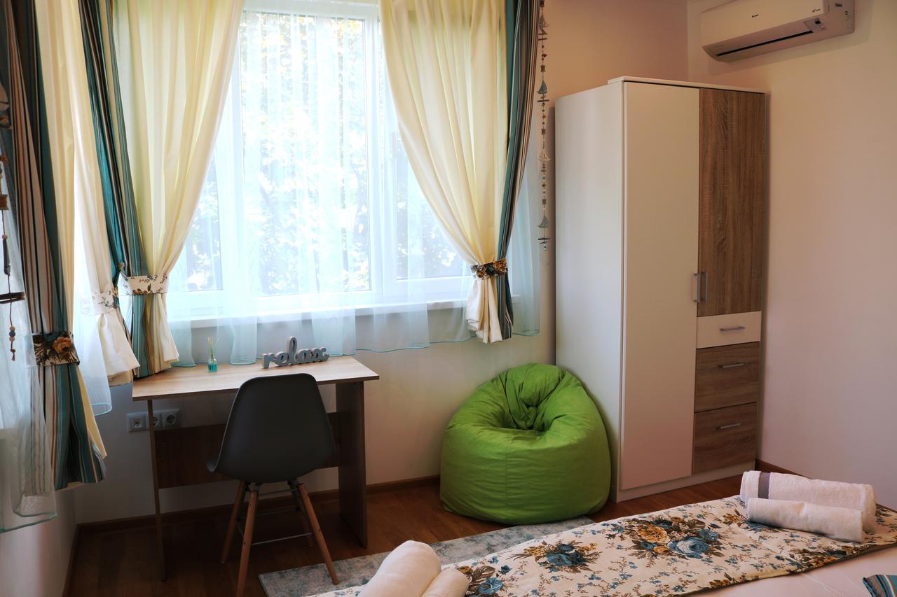 Sea Port Celebrity Apartment - Lets4Holiday Varna Exterior foto
